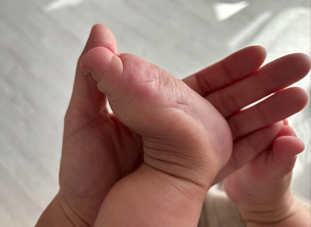 舟底のような形をした足裏