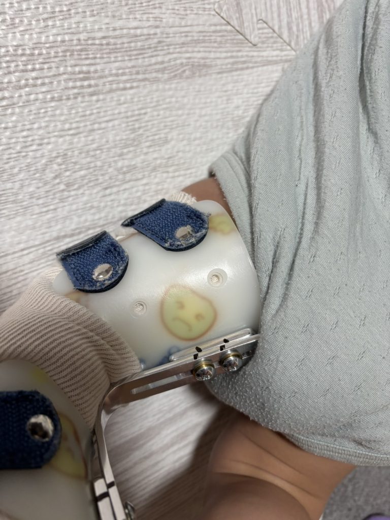 脚の付け根にくいこみそう